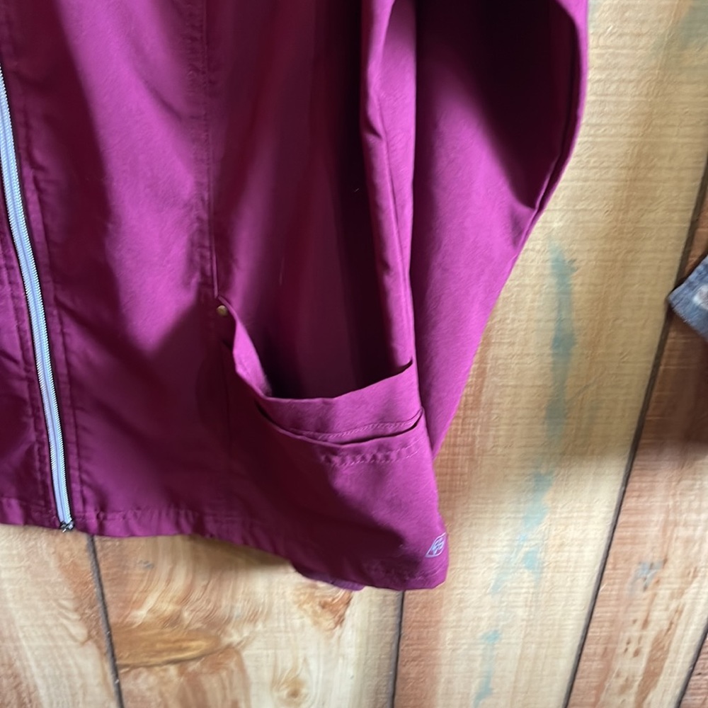 Easy stretch jacket/ scrub - Picture 3 of 5